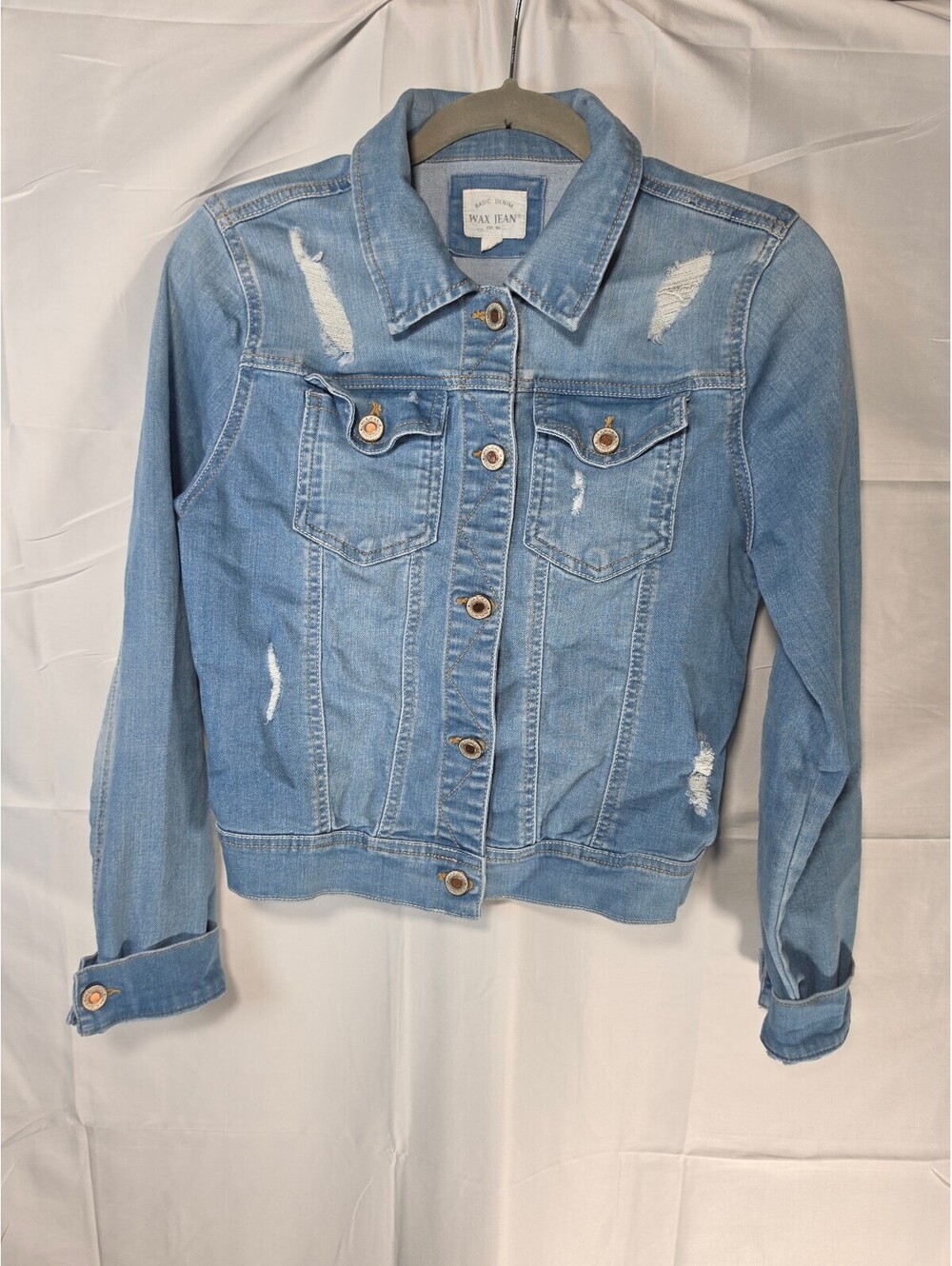 Wax Jean Women’s Medium Light Wash Distressed Denim Jacket Stretch Button Front